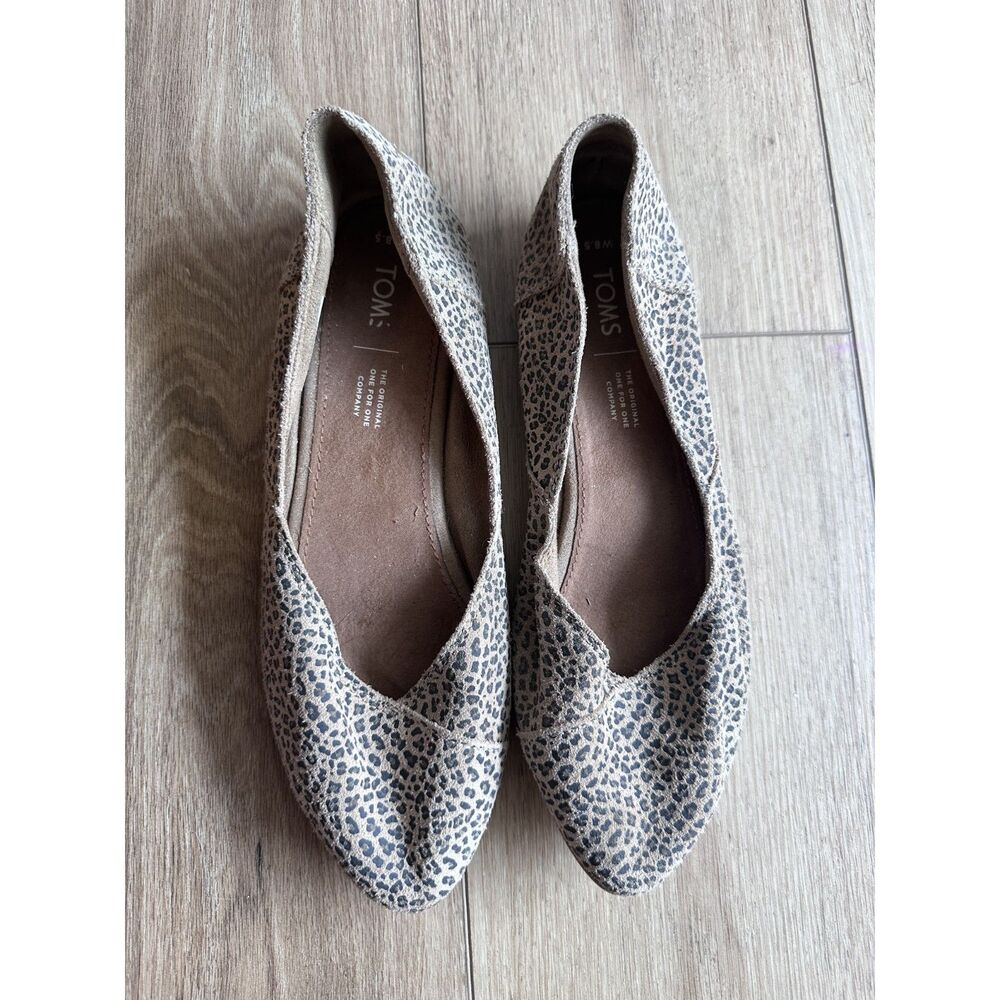 TOMS Women’s Size 8.5 Leopard Cheetah Print Pointed Toe Ballet Flats